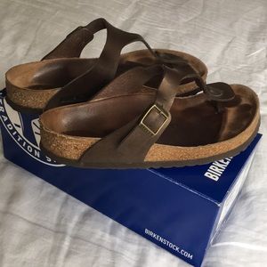 Birkenstock’s Gizeh 39 9 Graceful Toffee Sandals